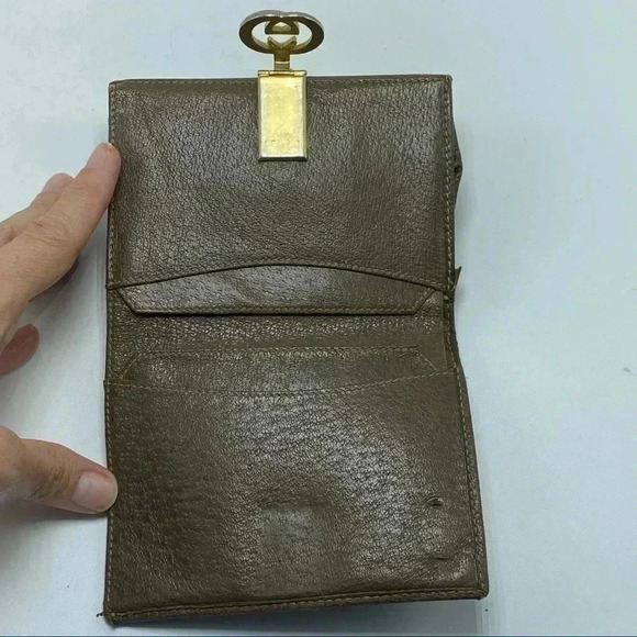 Gucci GG vintage wallet, GG hardware and logo - Picture 5 of 15